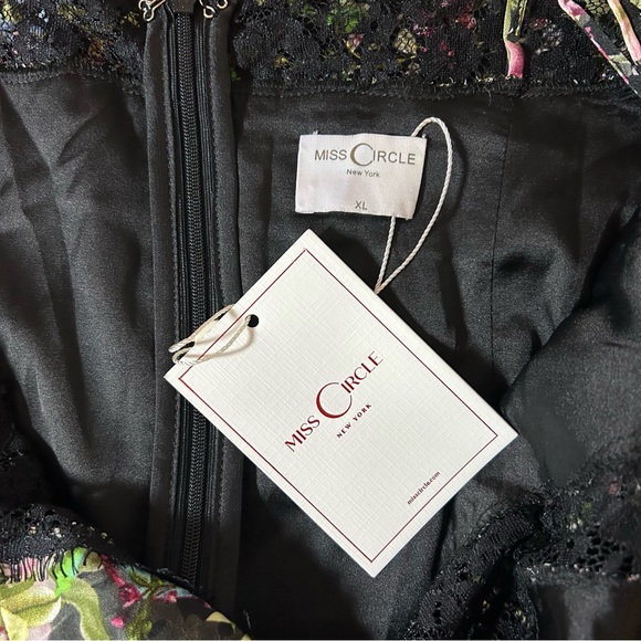 Tehila Satin Lace Floral Mini Dress XL NWT Dark Romantic Sexy Miss Circle - Picture 10 of 11